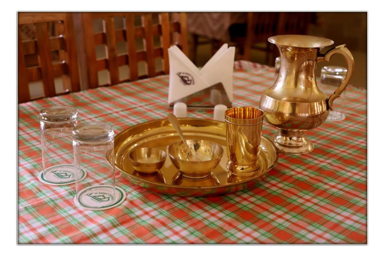 The Ranikhet Continental Hotel Екстериор снимка