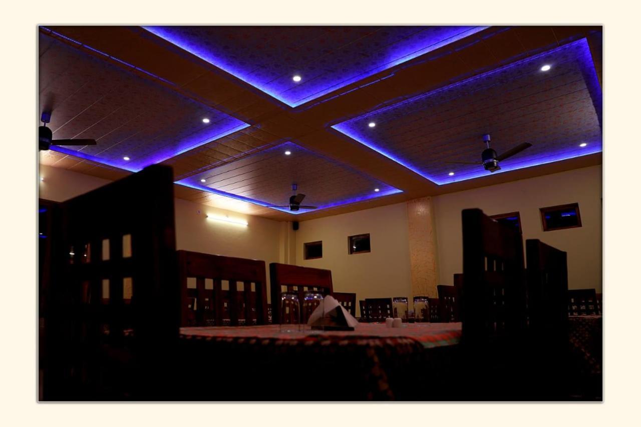 The Ranikhet Continental Hotel Екстериор снимка