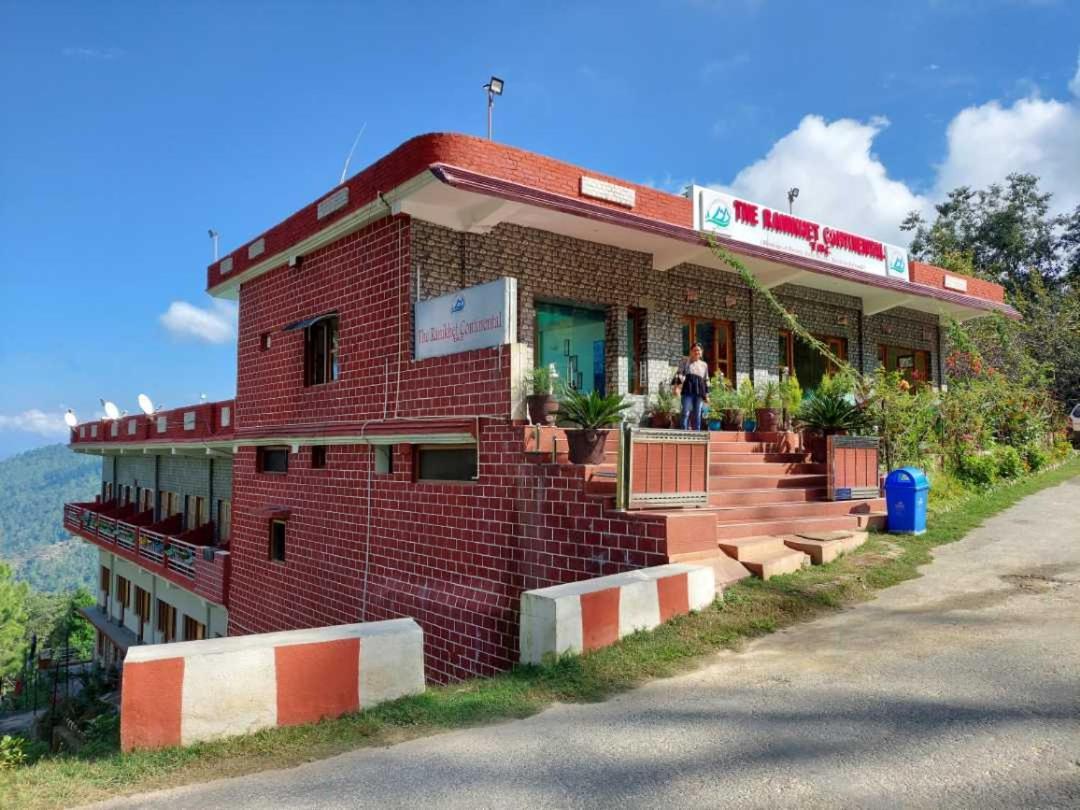 The Ranikhet Continental Hotel Екстериор снимка